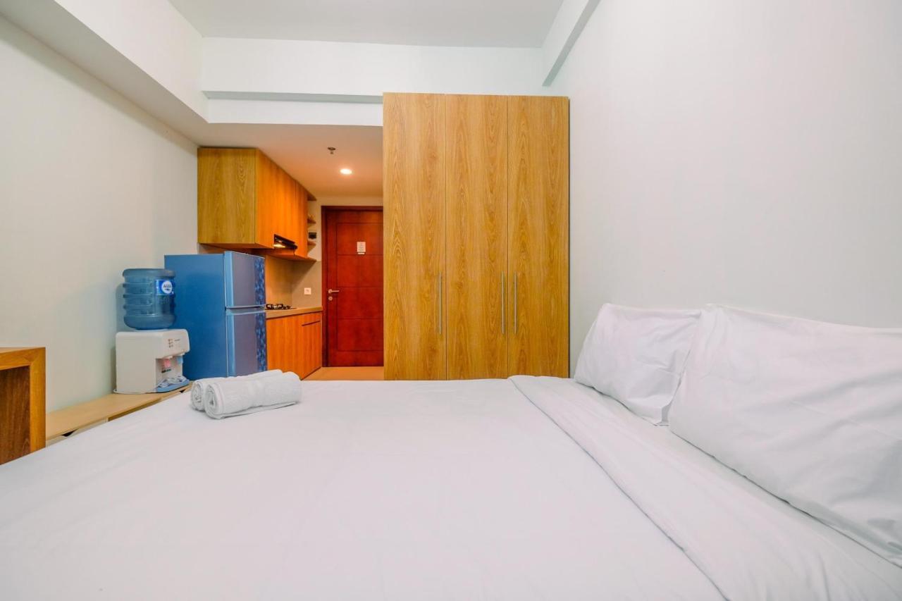 Simply Look Tamansari Mahogany By Travelio * Karawang